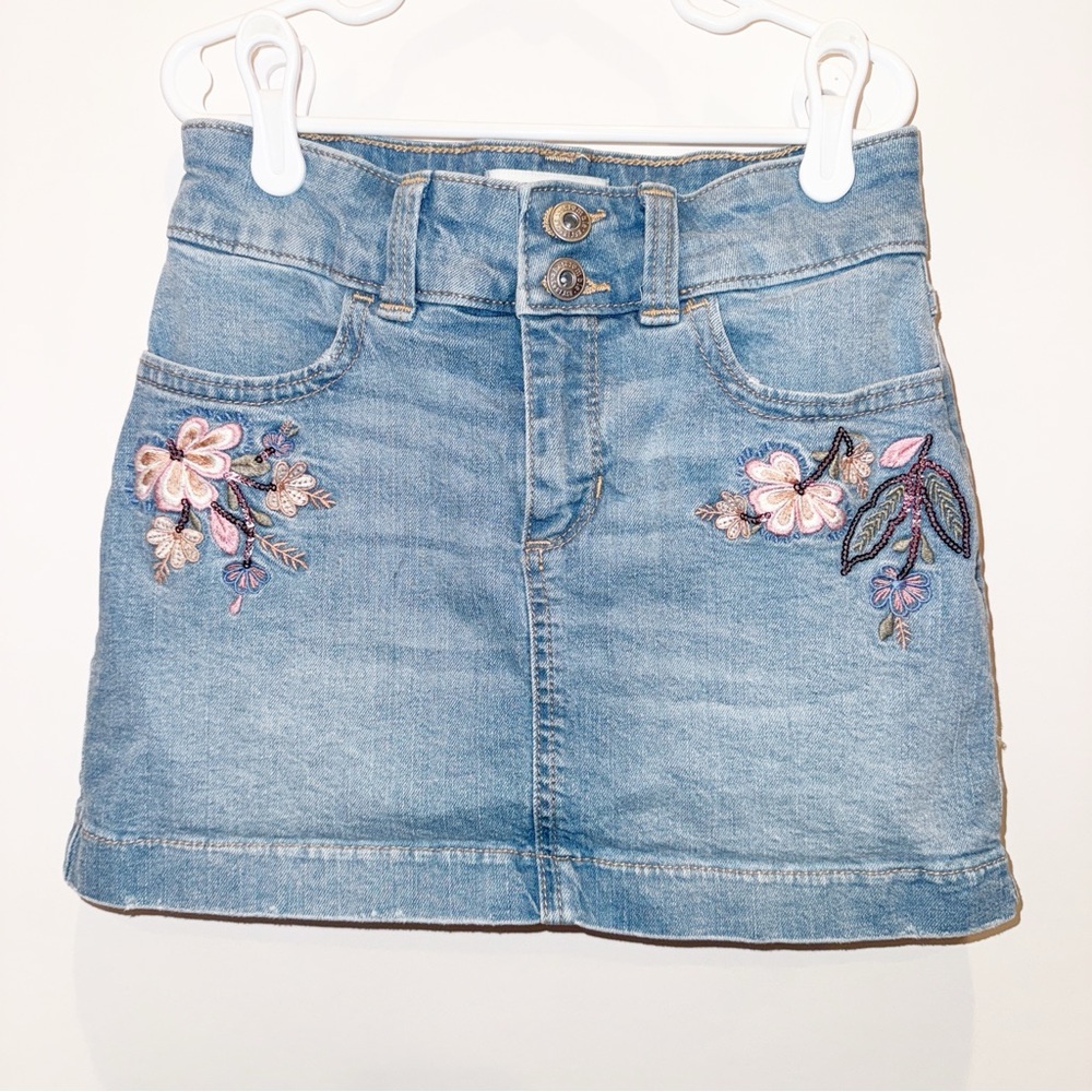 Girl’s Abercrombie and Fitch Denim Skort - SIZE 9/10